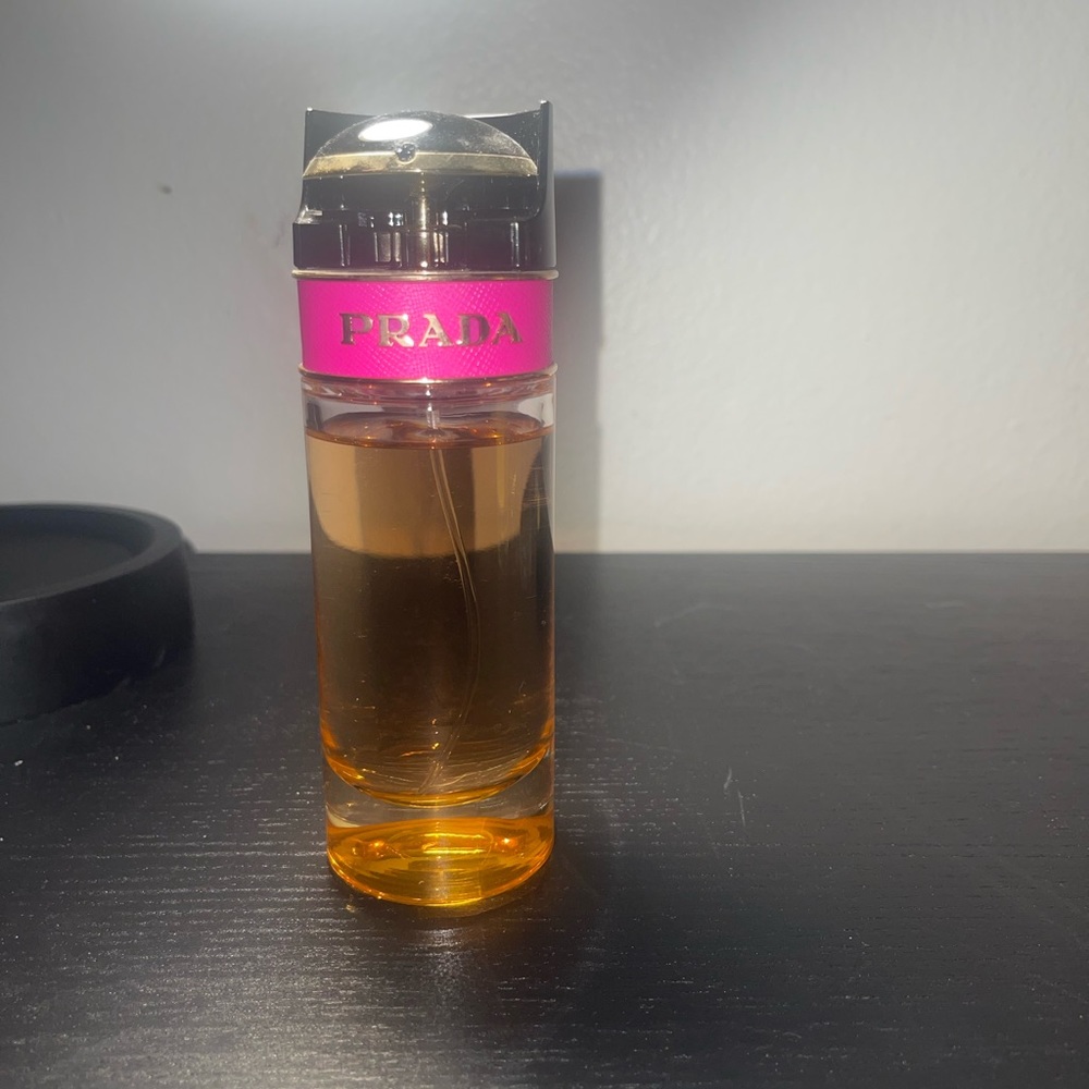 Prada
Candy Eau de Parfum 2.7 FL OZ